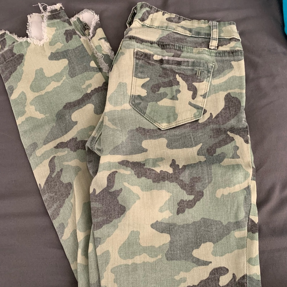 Size 14 Tractr Army Jeans